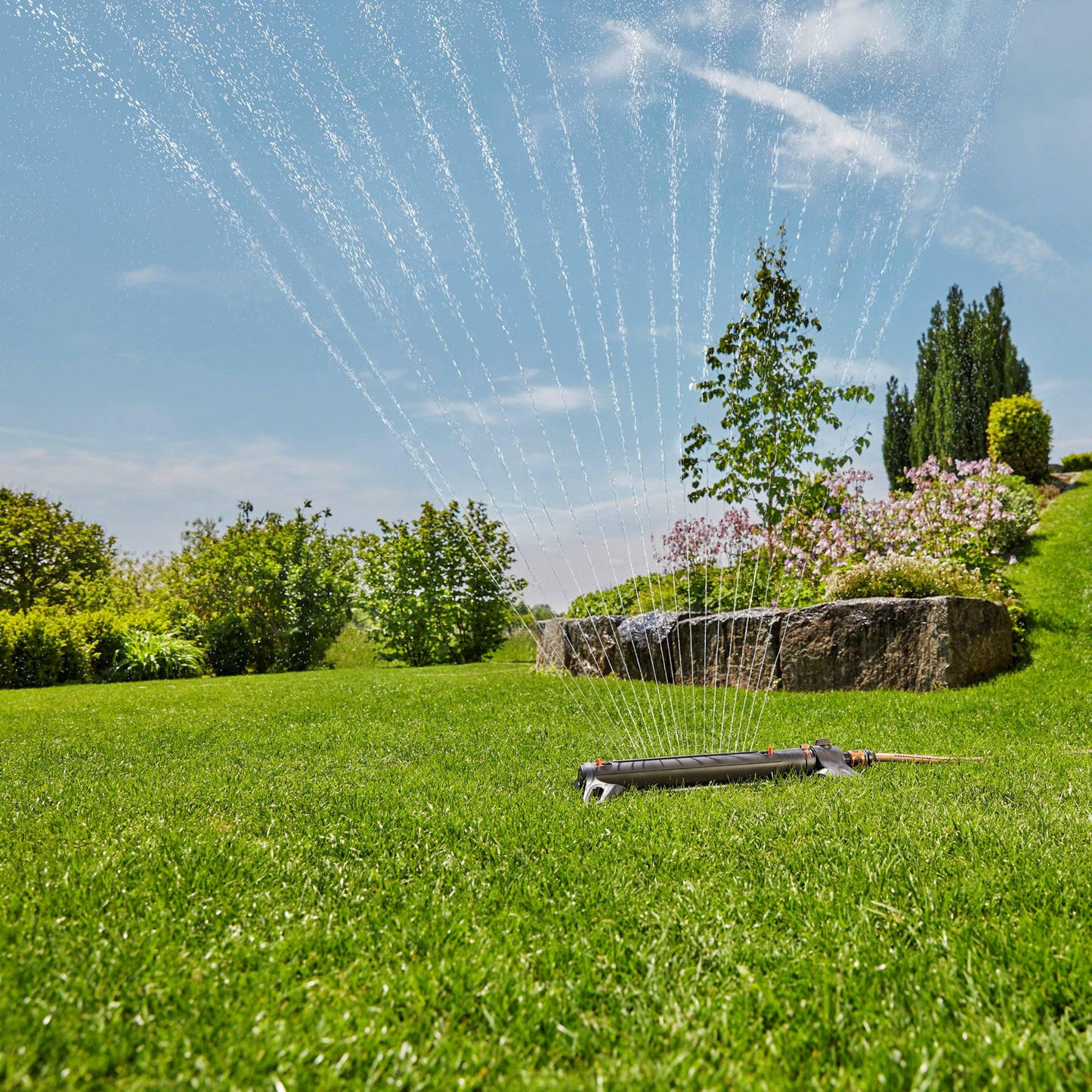 Gardena oscillating sprinkler, type AquaZoom L, 28 - 350 m²