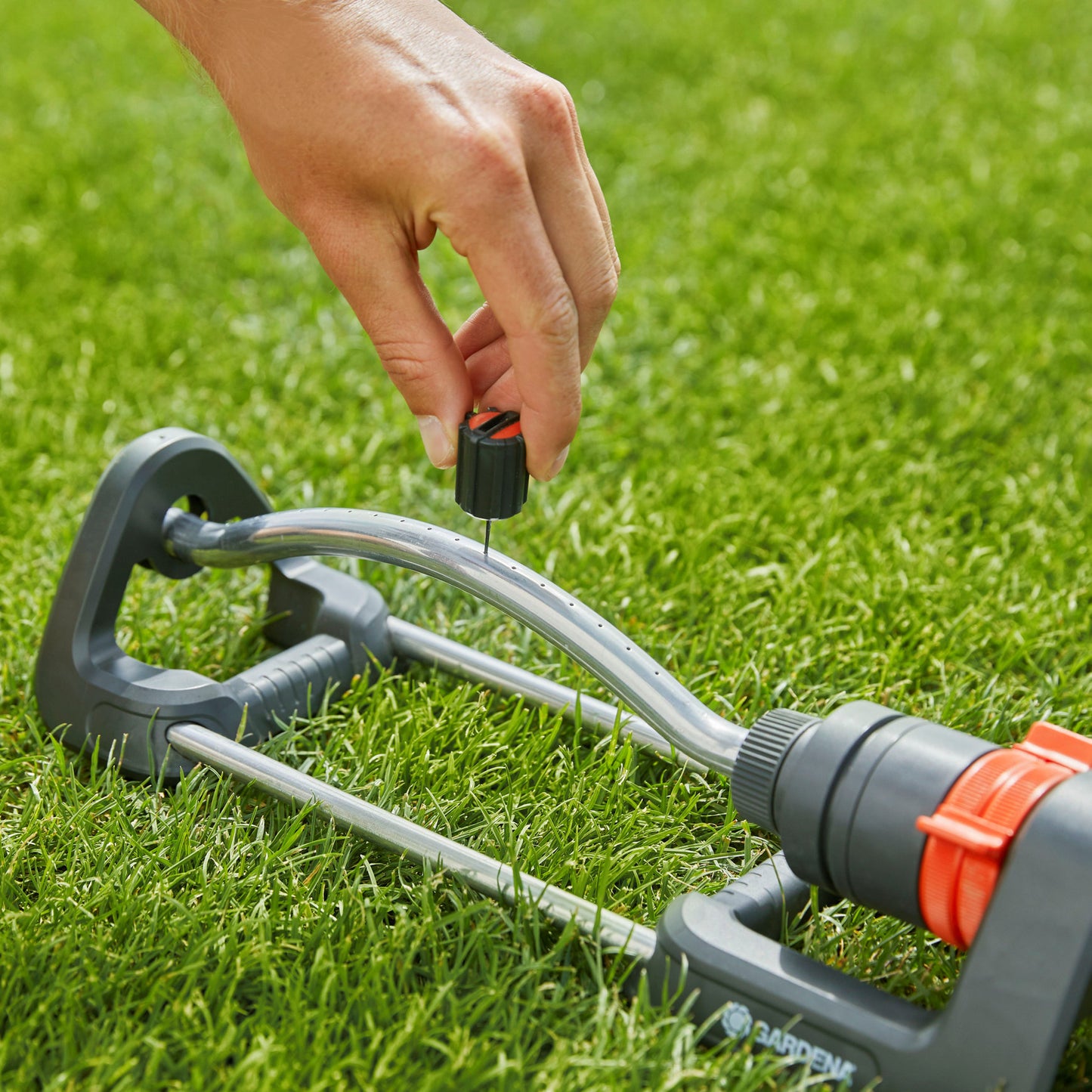 Gardena oscillating sprinkler, type Aqua S, 90 - 220 m²