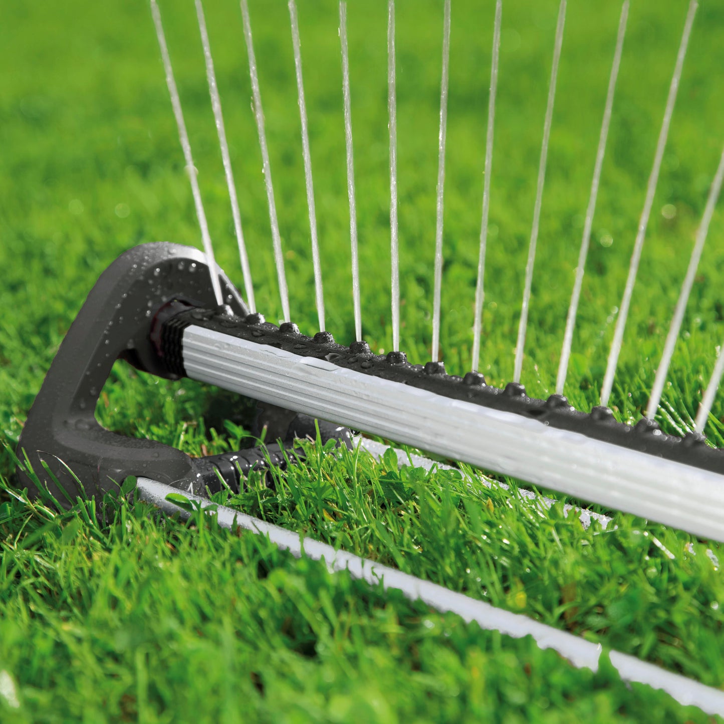 Gardena oscillating sprinkler, type Aqua L, 120 - 280 m²