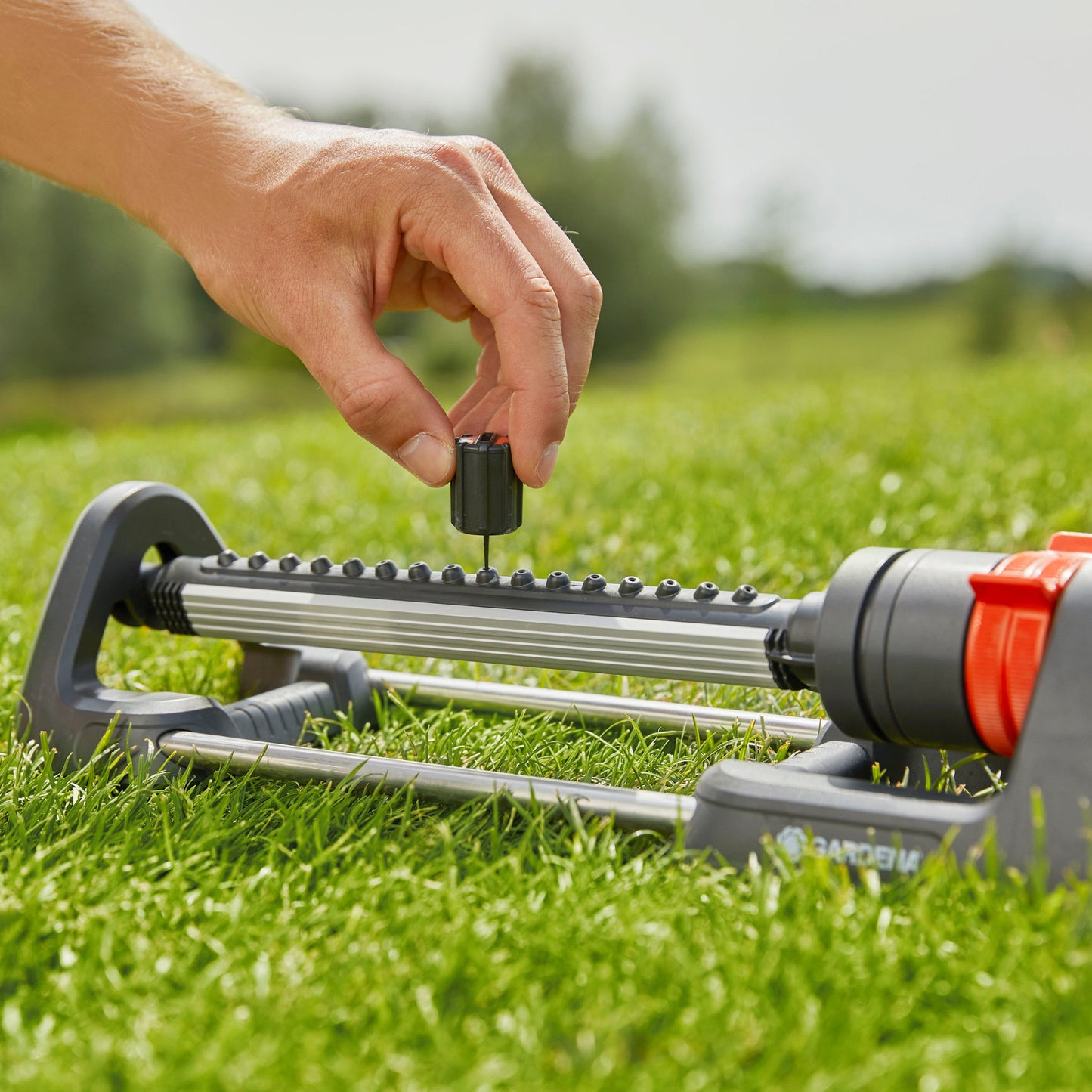 Gardena oscillating sprinkler, type Aqua L, 120 - 280 m²
